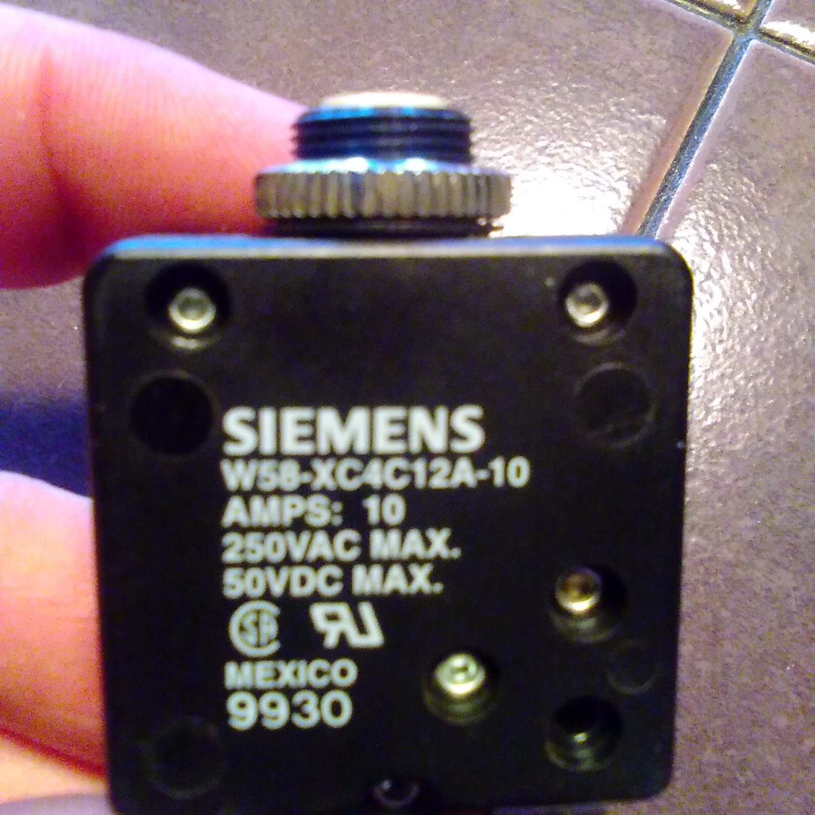 Siemens Potter Brumfield 10 Amp Circuit Breaker W58-XC4C12A-10