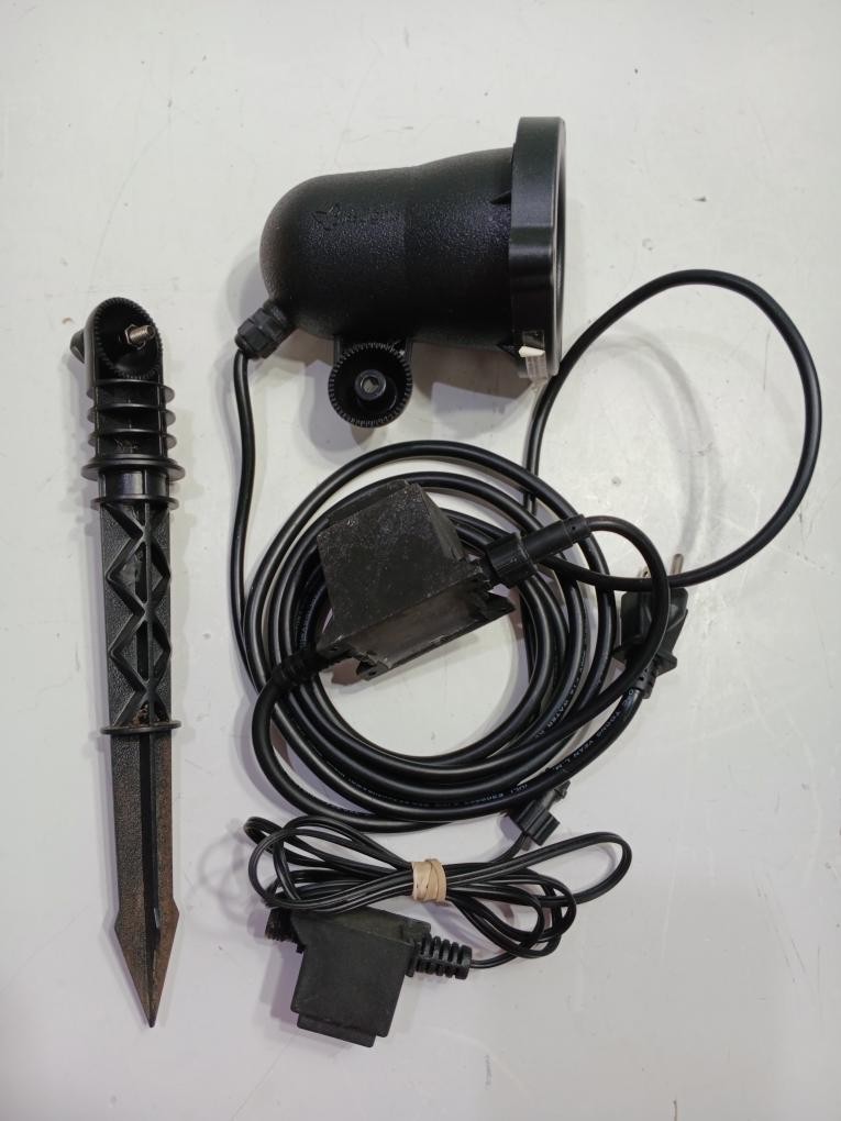 BLISSLIGHT SPRIGHTSMART PROJECTOR (P11032945)