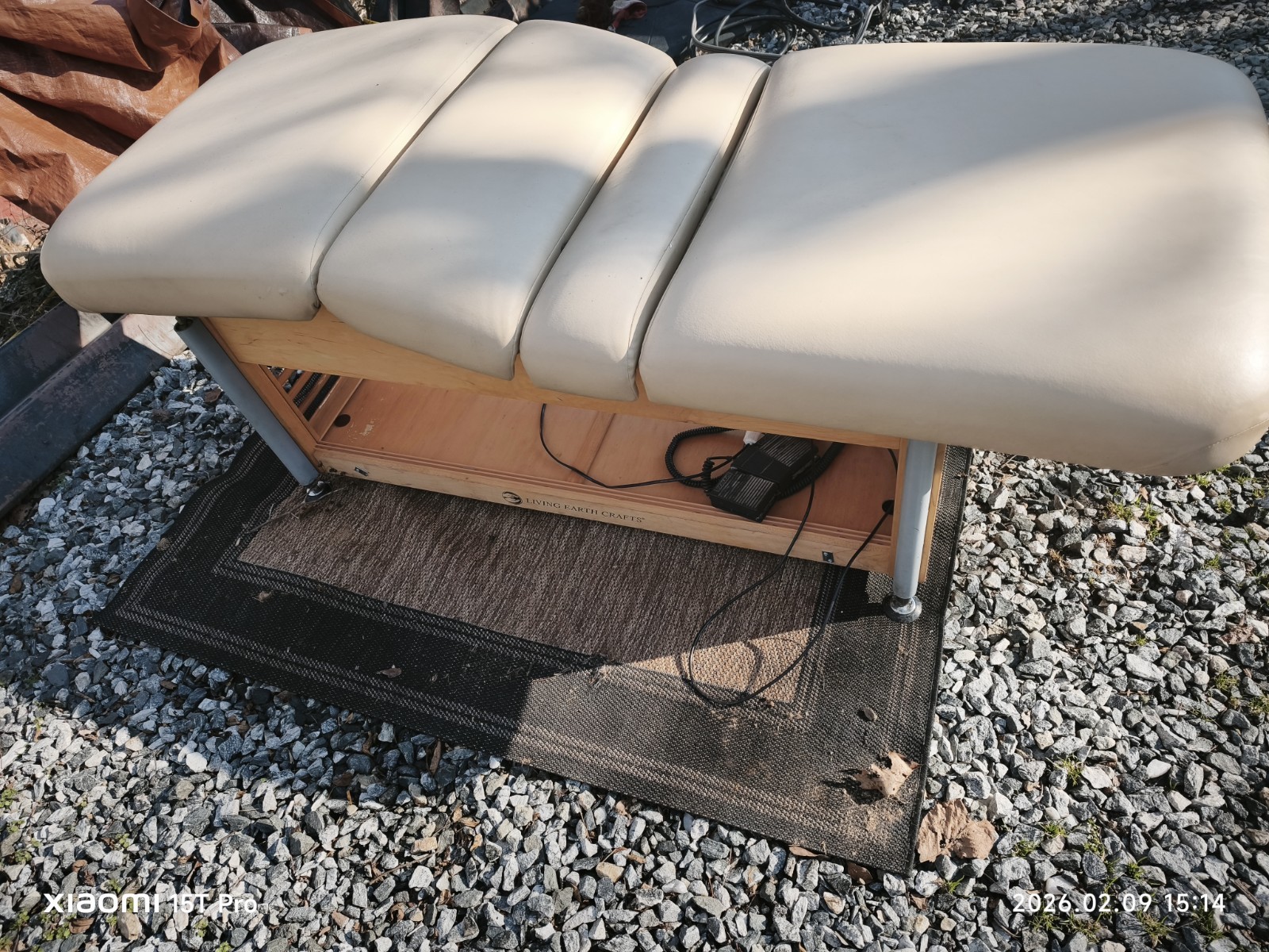 Living Earth Crafts Adjustable Height Beige Massage Table
