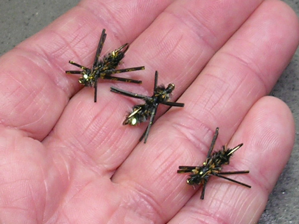 Gibson Brim Killers - Black/Gold flash -  bluegill sunfish perch flies