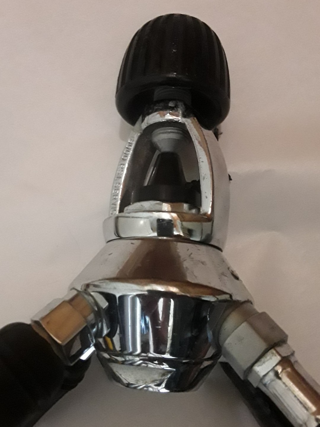 TEKNA Console, 1st Stage AQUA LUNG Conshelf 30, 2nd Stage OCTOPUS 20 Regulator
