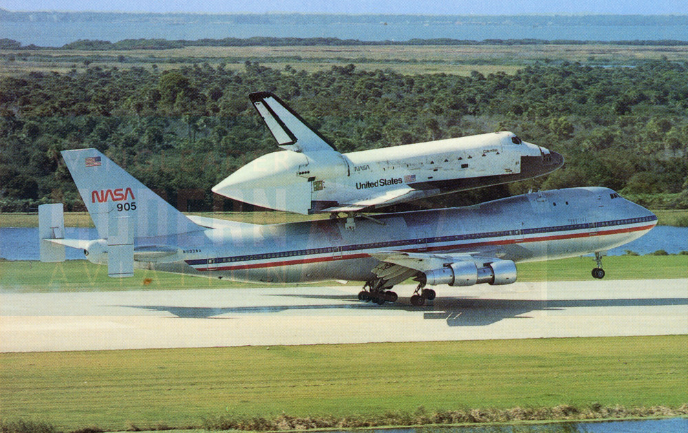 Space Shuttle Columbia & Boeing 747 Prior to Landing - NASA - Original Post Card
