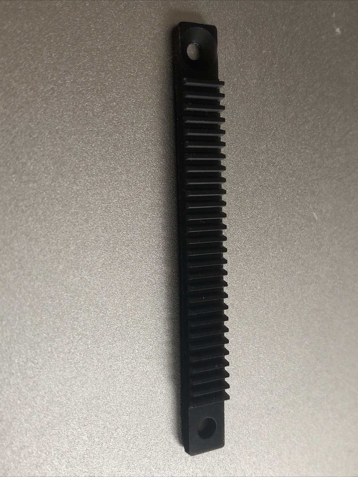 New Zeiss Standard 14/18 Microscope Condenser Focus Rail Part - Horizontal Teeth