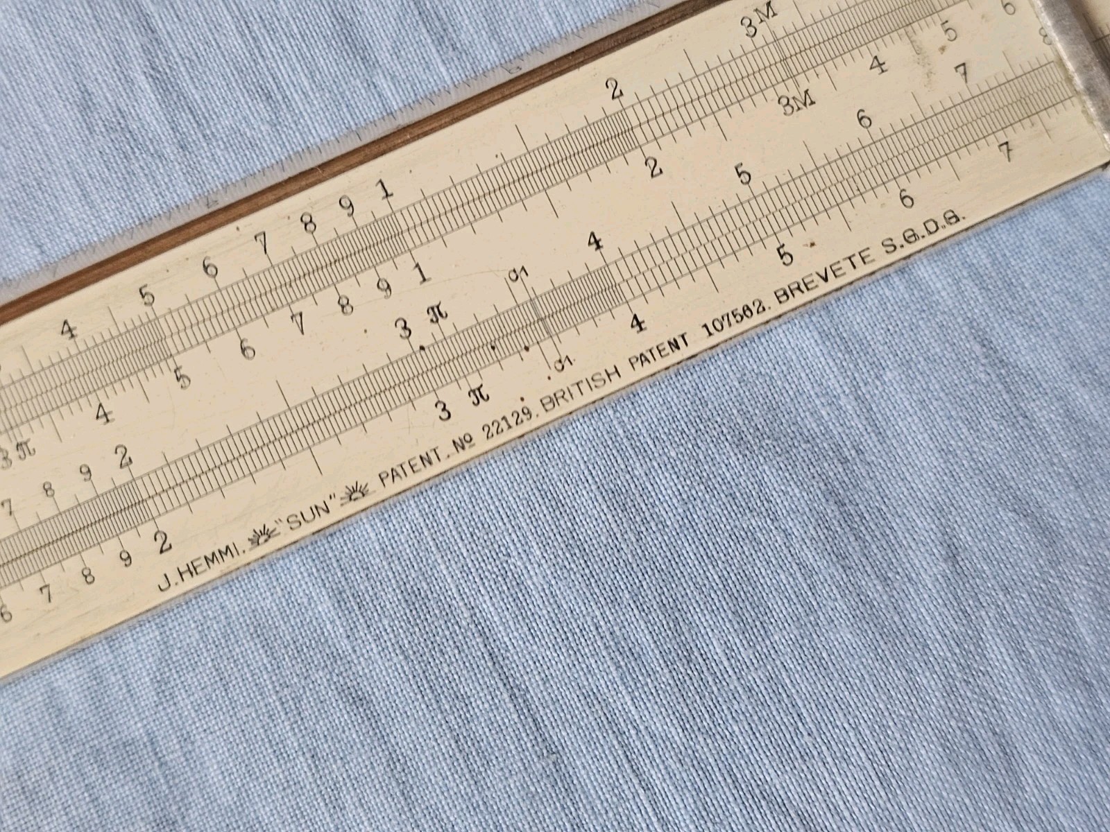 Vintage J HEMMI Japan SUN Patents 22129 107562 BAMBOO POCKET 6" SLIDE RULE Cased