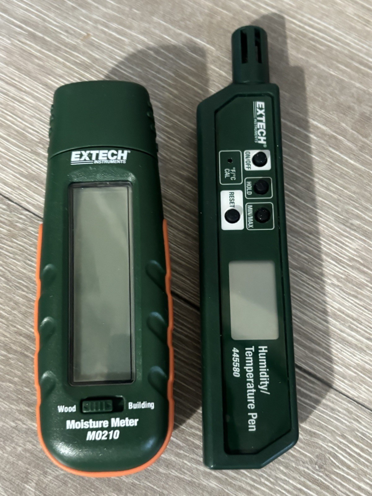 Lot of 2 Extech 445580 Humidity Temperature Meter & MO210 Digital Moisture Meter