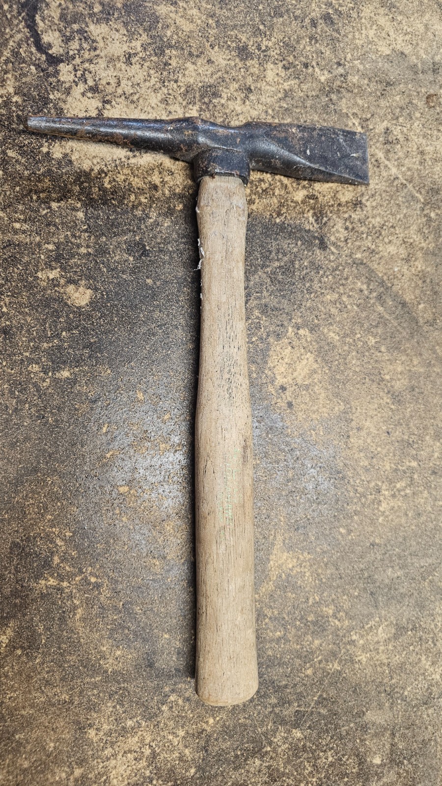 Vtg Atlas Tomahawk Welding Chipping Rock Hammer Wood Handle Troy Michigan USA