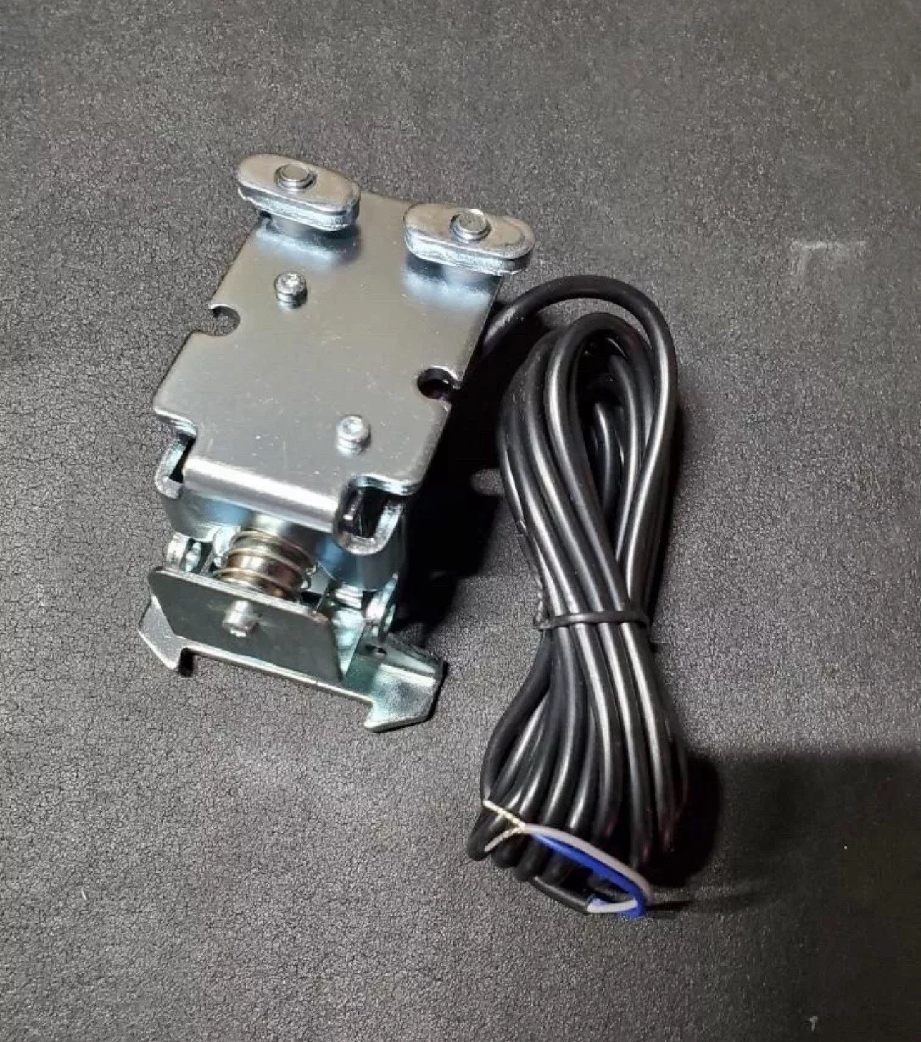 1008167 - Besam Assa Abloy Sl500 Fail Secure Solenoid Lock Assy