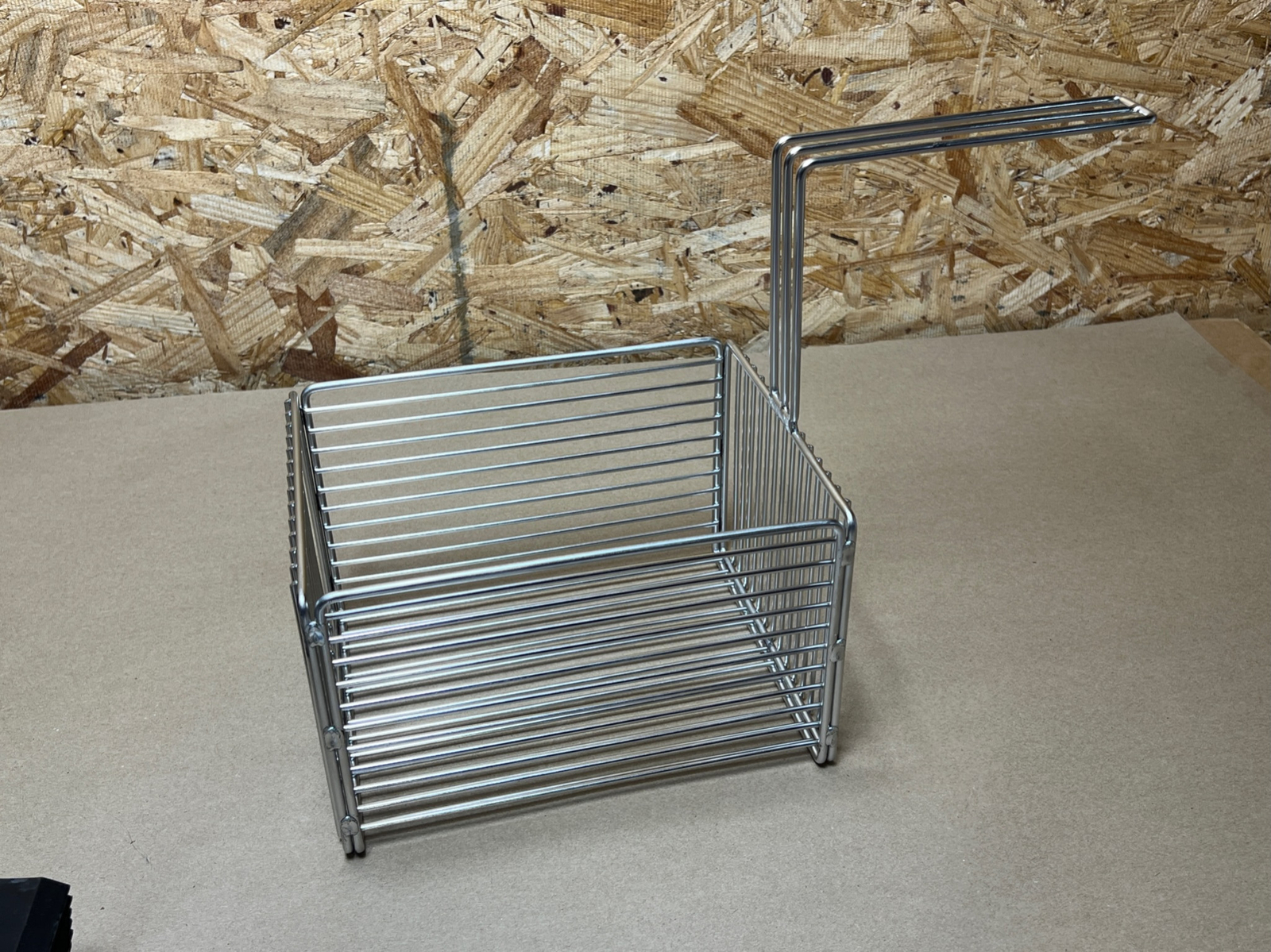 Wasserstrom USA Stainless Deep Fryer Fry Chicken Strip Basket 10" x 7-3/4x 6