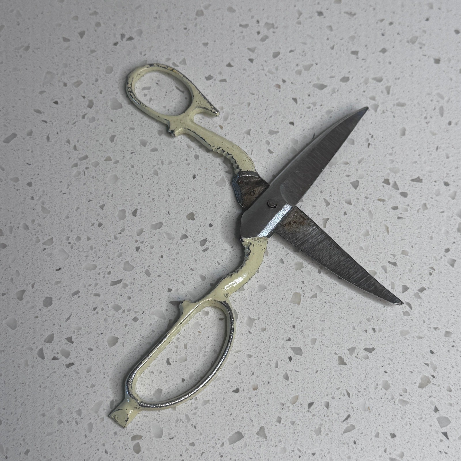 Vintage Kitchen Shears Multi-Tool Bottle Opener Nutcracker Cream Handles 8 Inch