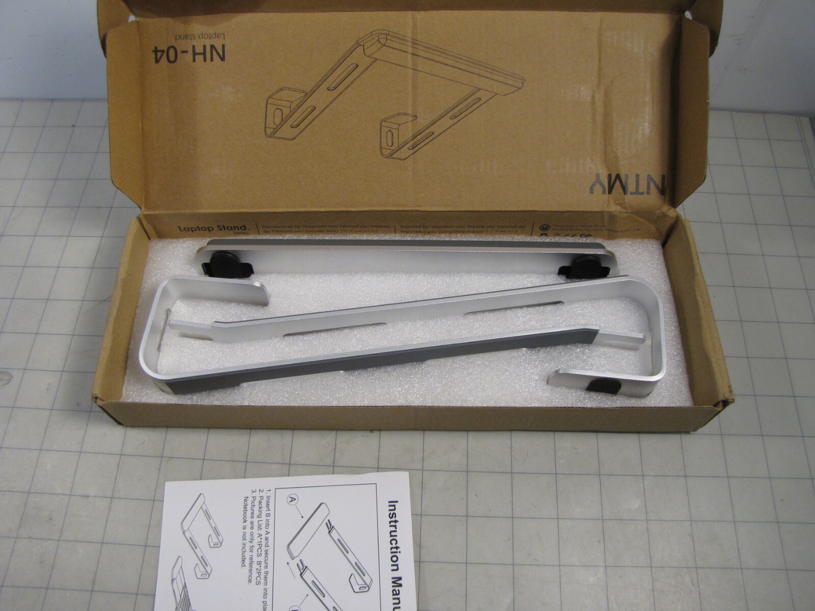 Aluminum Ergonomic Laptop Stand w/ Wrist Pad for 10" - 17.3" Laptop NEW