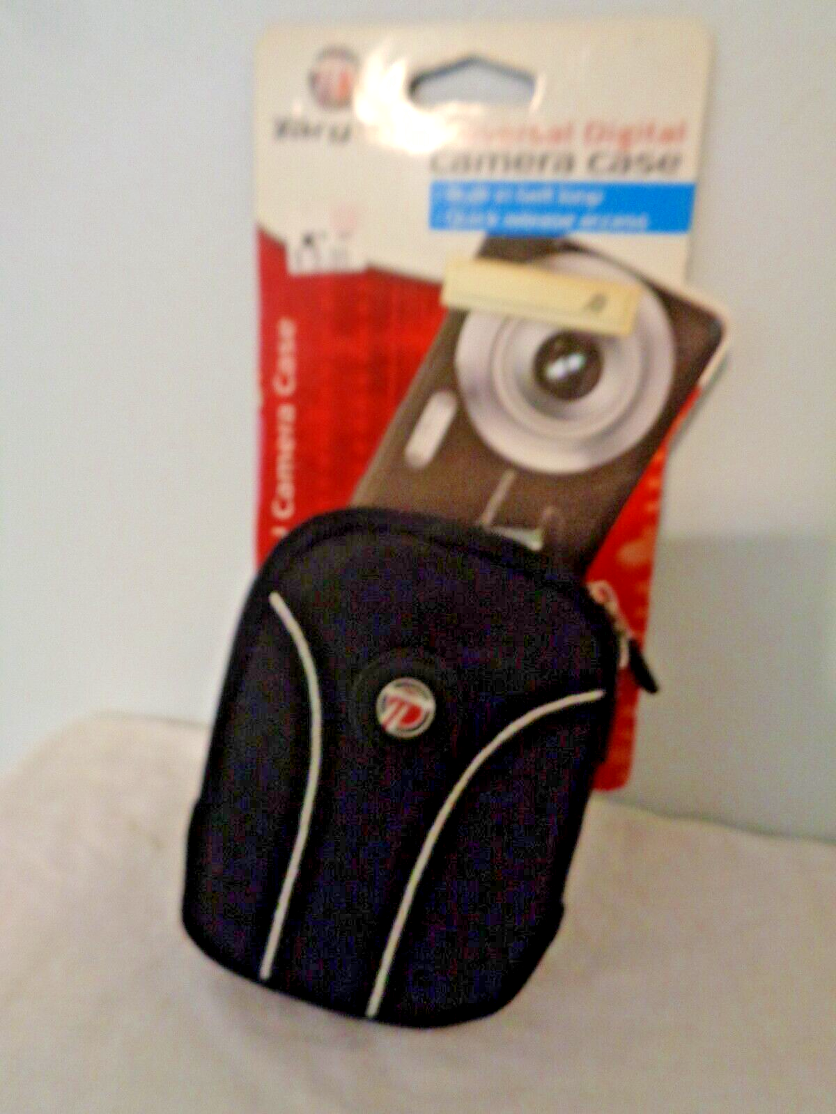Targus Universal Compact Digital Camera Case Built in Belt Quick Release Access