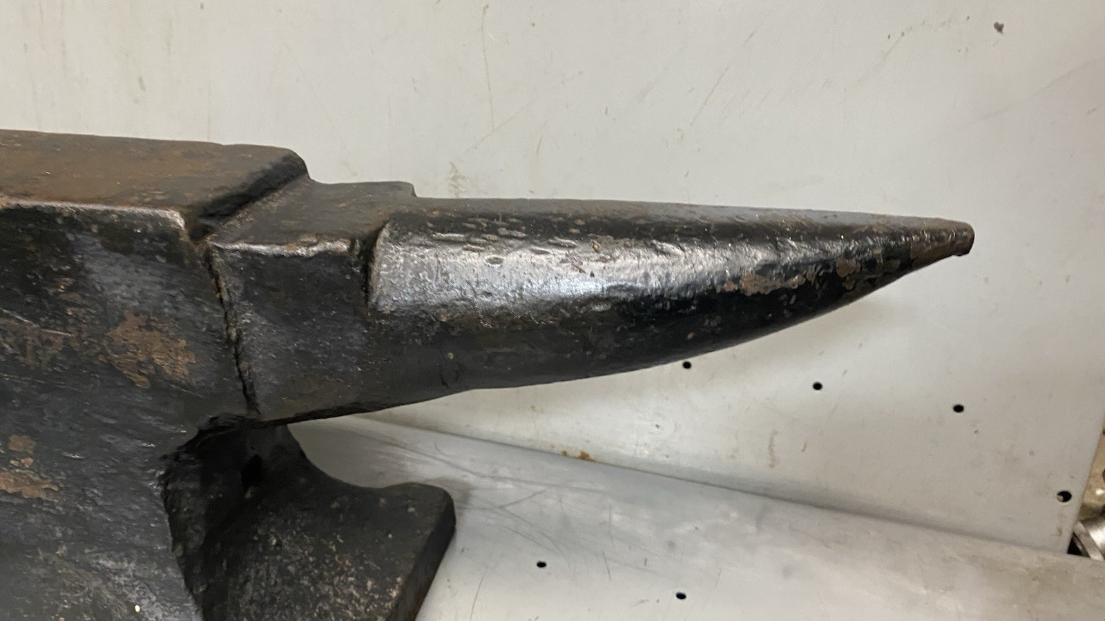 Vintage ACME Blacksmith Anvil 98 Lbs