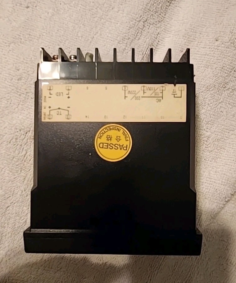 RKC INSTRUMENTS REX-AF4 Temperature Controller 0-400°C AF4