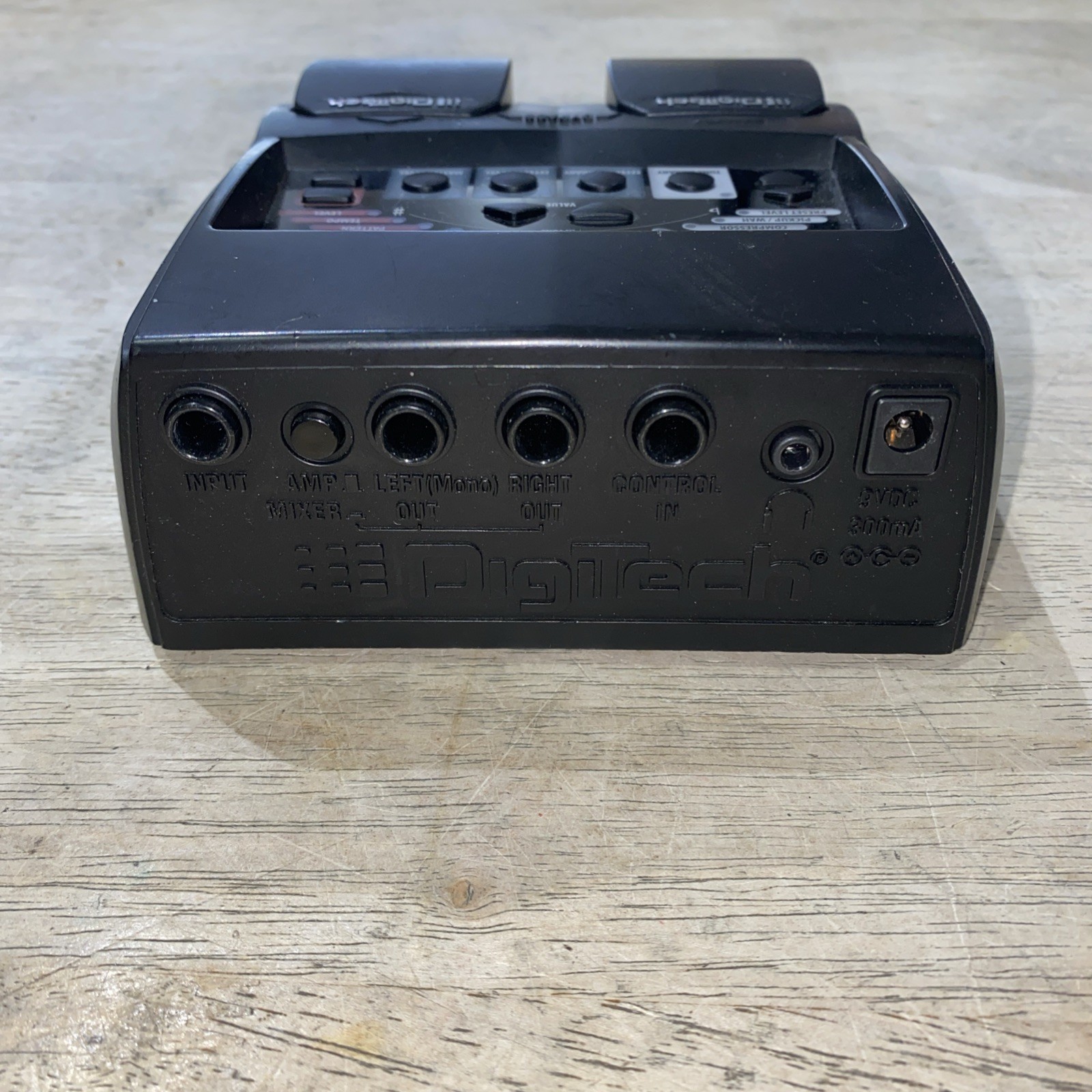 Digitech RP-70 Multi Effects Pedal Processor