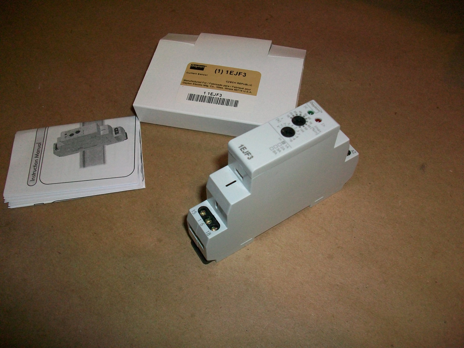 Dayton Current Sensor 1EJF3   24-240VAC    1 AMP   NEW IN BOX