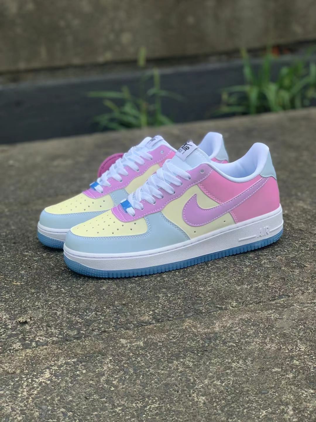 NEW Womens AF1 Low '07 LX UV Reactive 2021 Size US 5.5-11