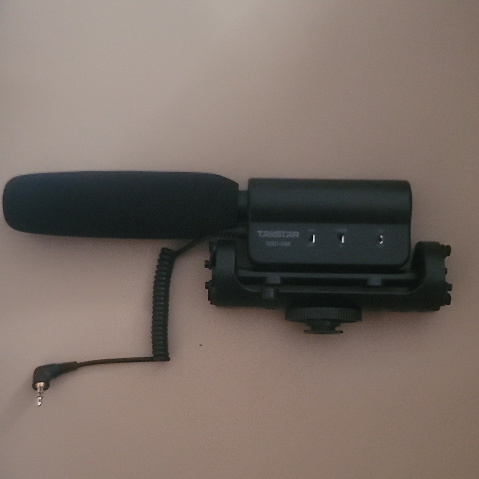 TAKSTAR SGC-598 Shotgun Mic 3.5mm TRS Hot/Cold Shoe Shock Mount Black