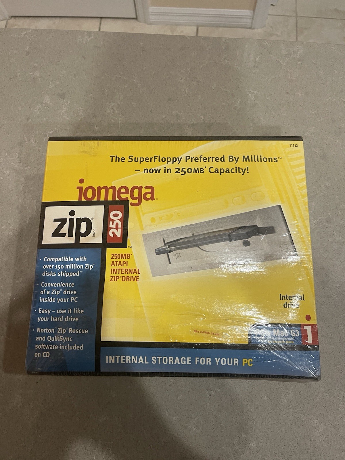 Iomega Zip 250MB ATAPI internal Zip drive Sealed - Read Description