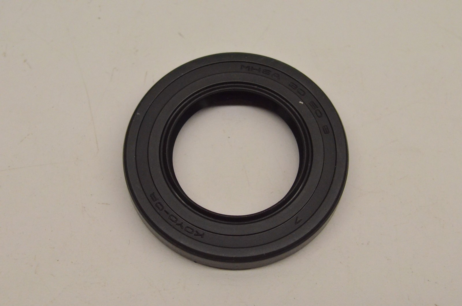 New OEM Arctic Cat 0691-222 Oil Seal M30x50x8 AC3000GD2 NOS