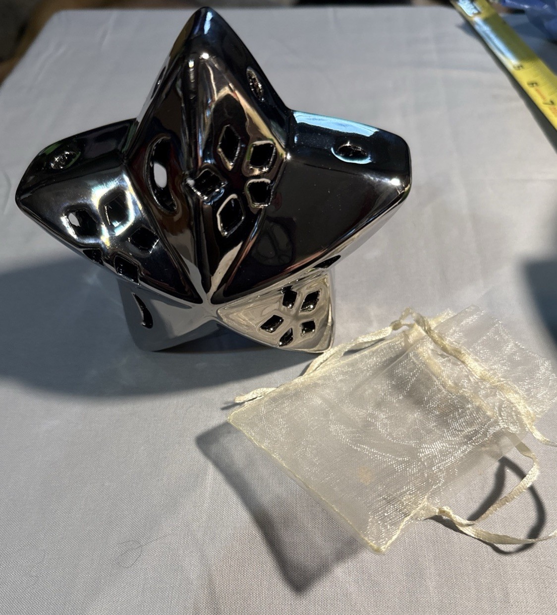 Star Shaped Fragrance Ornament Silver Toned Cutout Design With Scent Bag