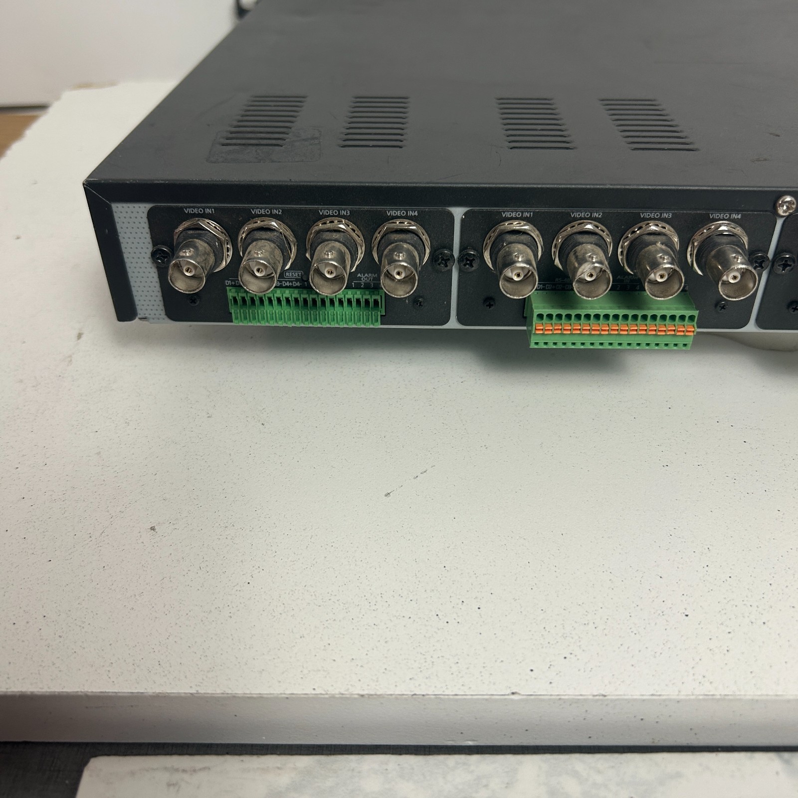 Hanwha Techwin Co. SPE-1600RN 16 Channel Network Video Encoder Samsung Ipolis