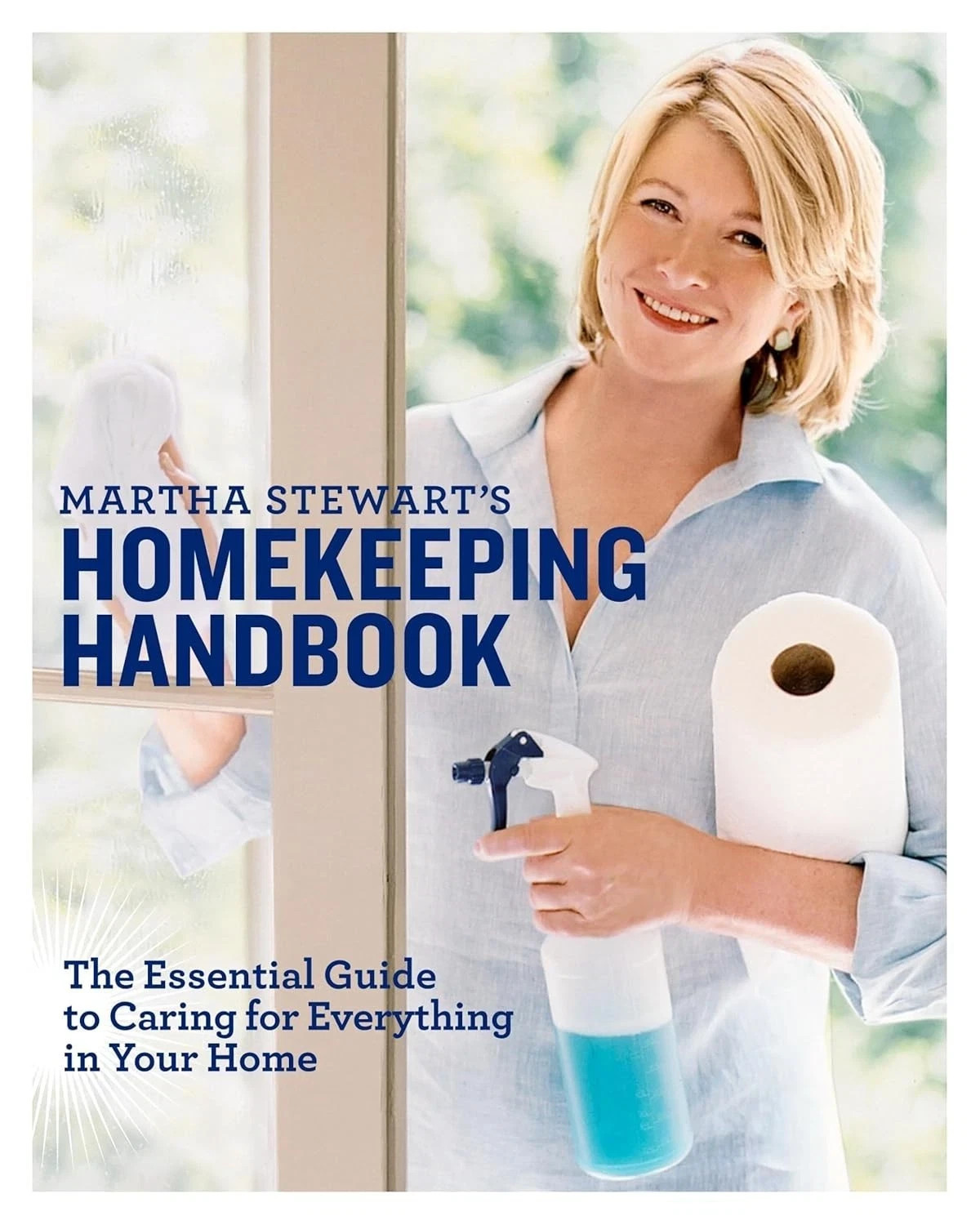 Martha Stewart's Homekeeping Handbook: The Essential Paperback 2006 by Martha St