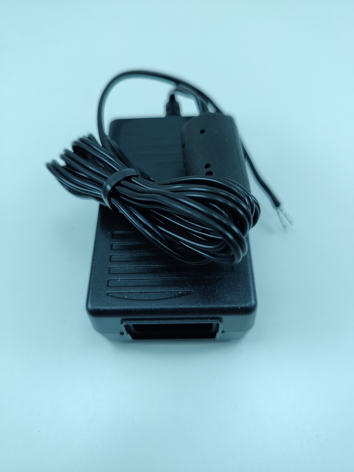 CREASTRON Media Presentation Controller M10 Black with Wall MPC-M10-B-T
