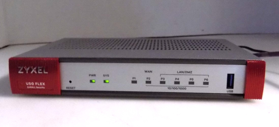 ZYXEL USG FLEX 100 (USG40v2) UNIFIED SECURITY GATEWAY VPN FIREWALL APPLIANCE
