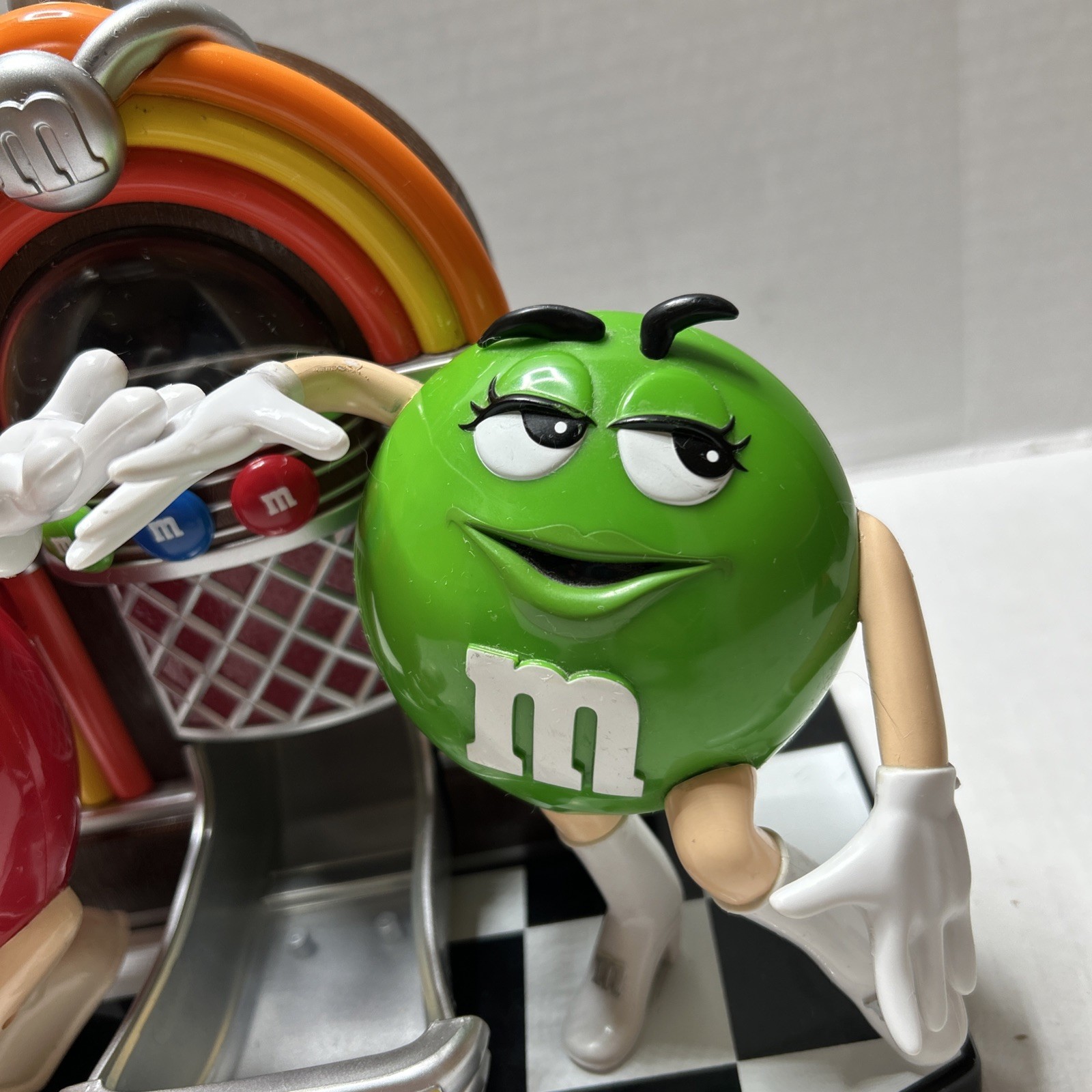 M&M’s Collectible JukeBox Candy /Nut Dispenser