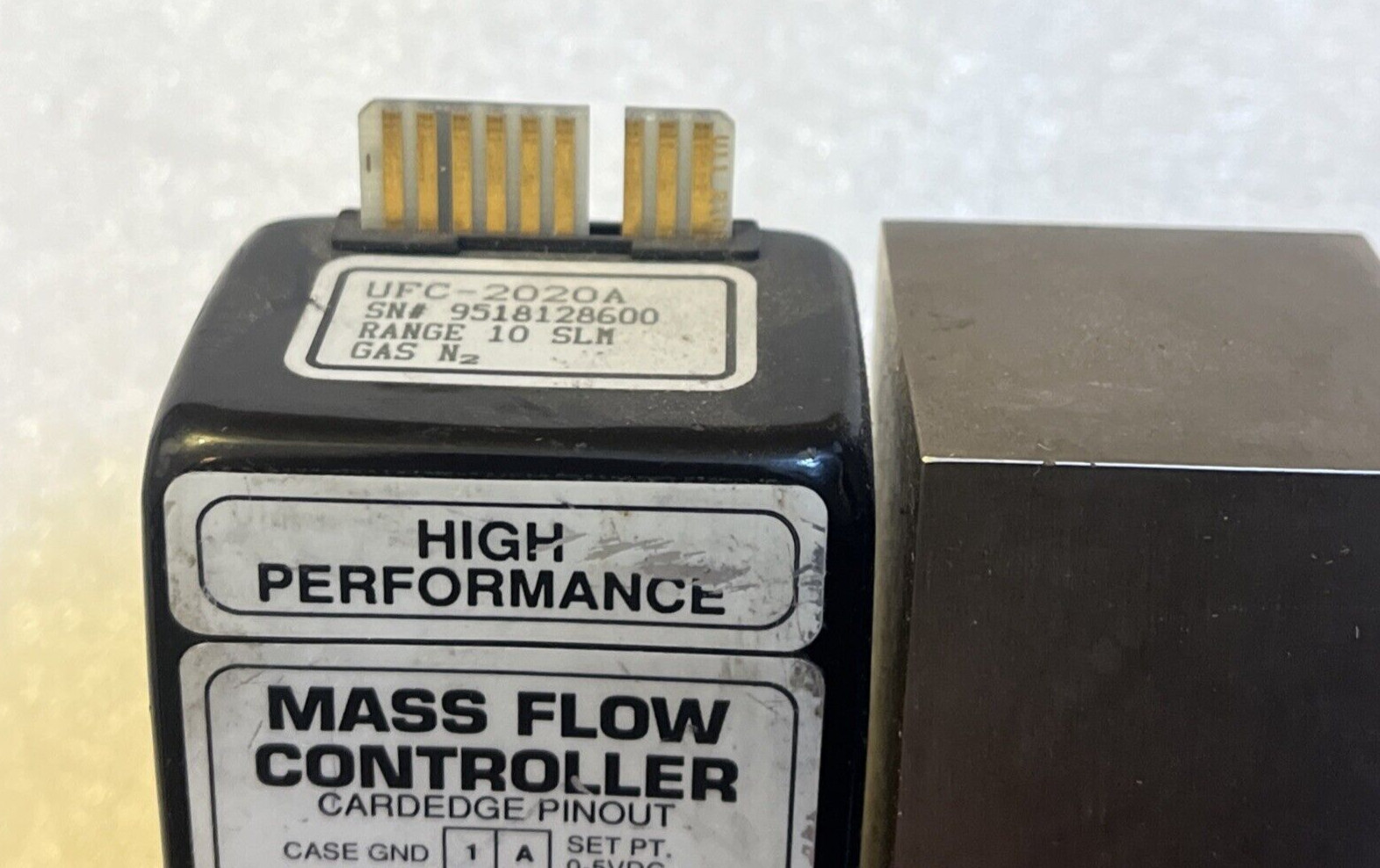 Unit INSTRUMENTS UFC-2020A Mass Flow Controller, N2, 10 SLM 39434 500 PSI MAX