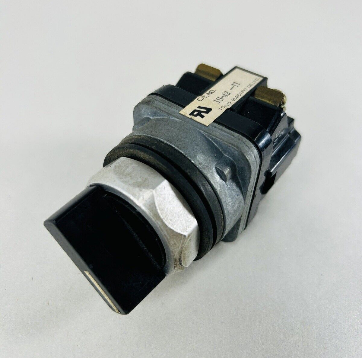 TEC Tokyo Electric SS-42-11 Selector Switch 2 Position. Used.