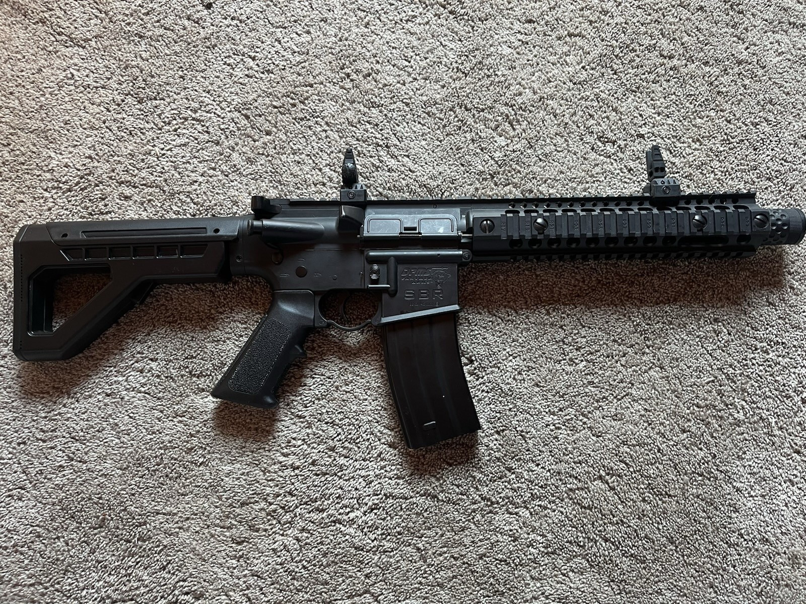 DPMS SBR CO2-Powered BB Air Rifle with 25-Round Magazine - Full and Semi-Auto