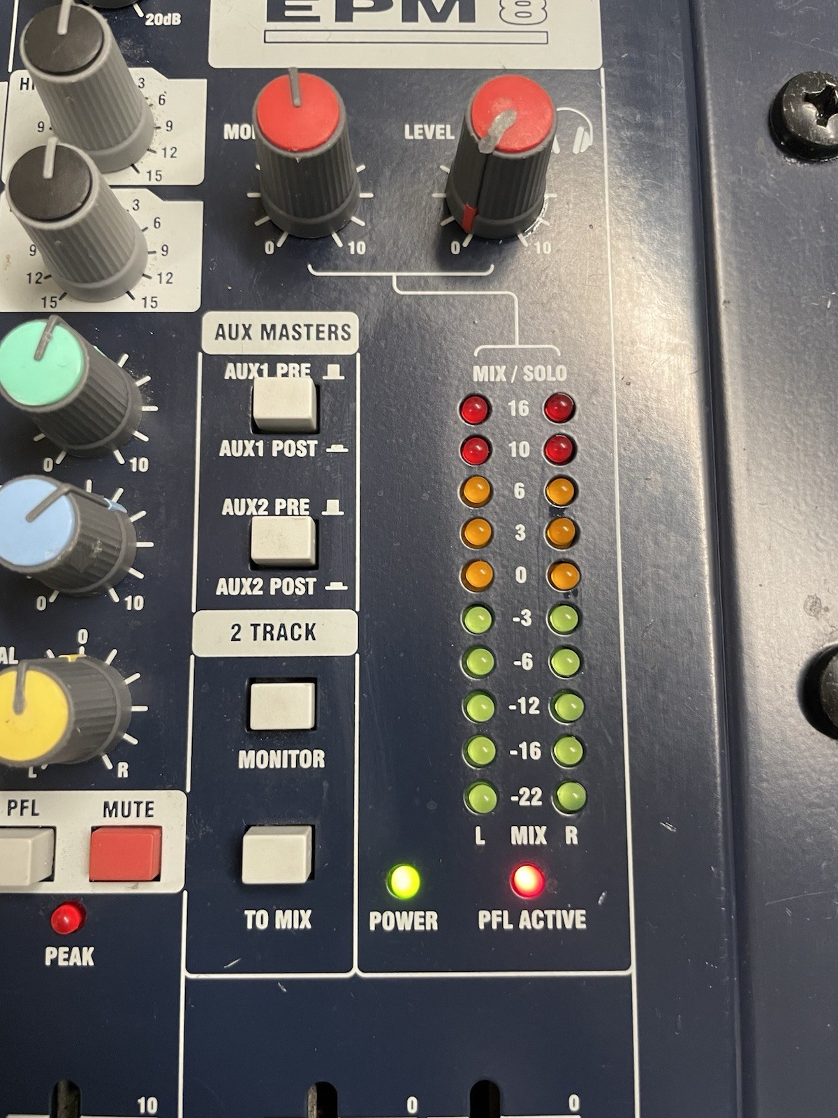 Soundcraft EPM8 8-Channel Multi-Format Mixer