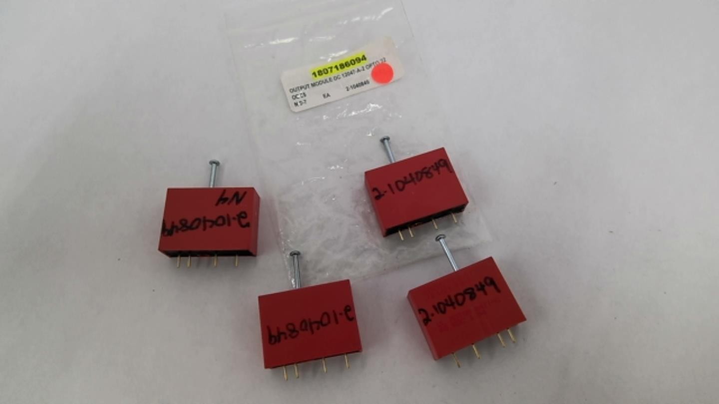 OPTO 22 ODC5 Output Module DC Lot of 4