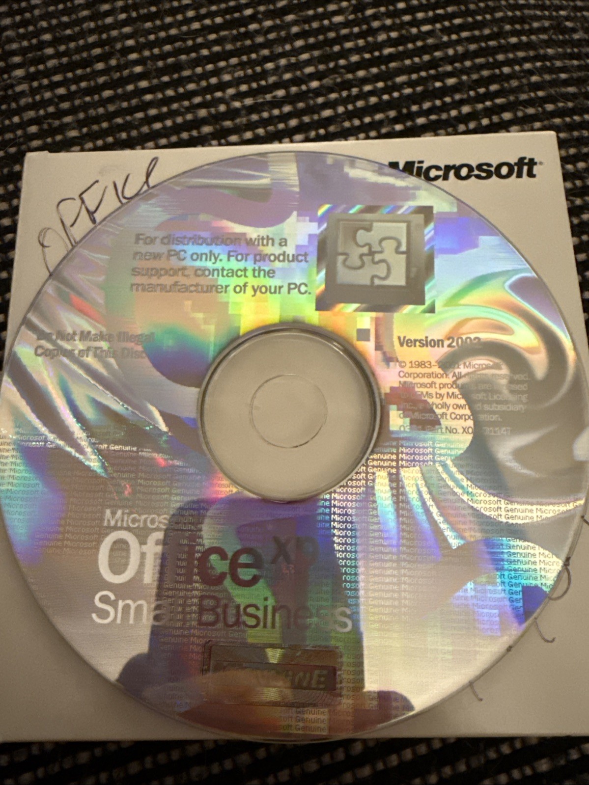 Microsoft Office XP Small Business Windows w/ Product Key 2002   2 Discs
