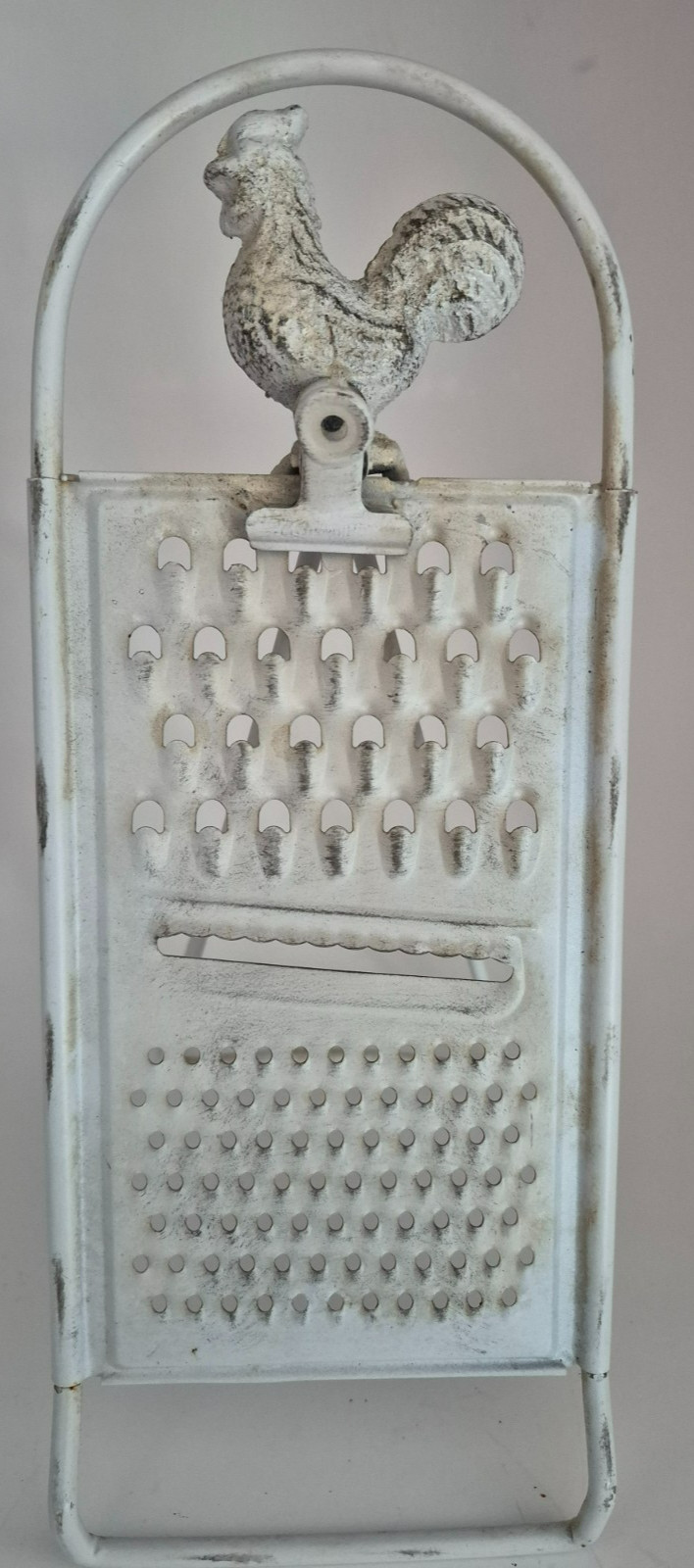 White Metal Grater Recipe Photo Holder With Rooster