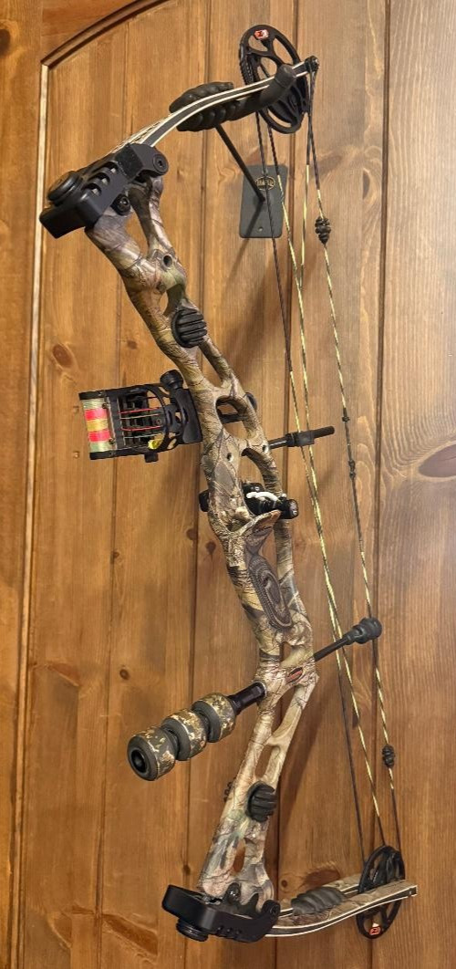 NICE Hoyt Katera Z3 Cam 27.5” 60-70# Lot Package Rest Stabilizer Sight RH
