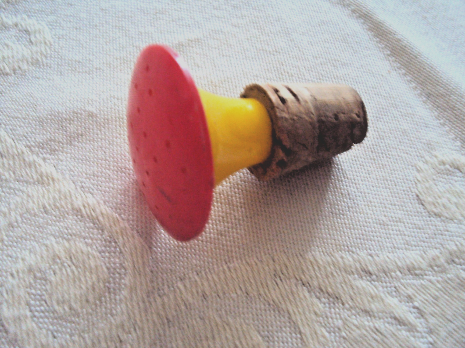 Vtg Red Yellow Plastic & Cork Clothes Laundry 2" x 1  1/4  Bottle Sprinkler RARE