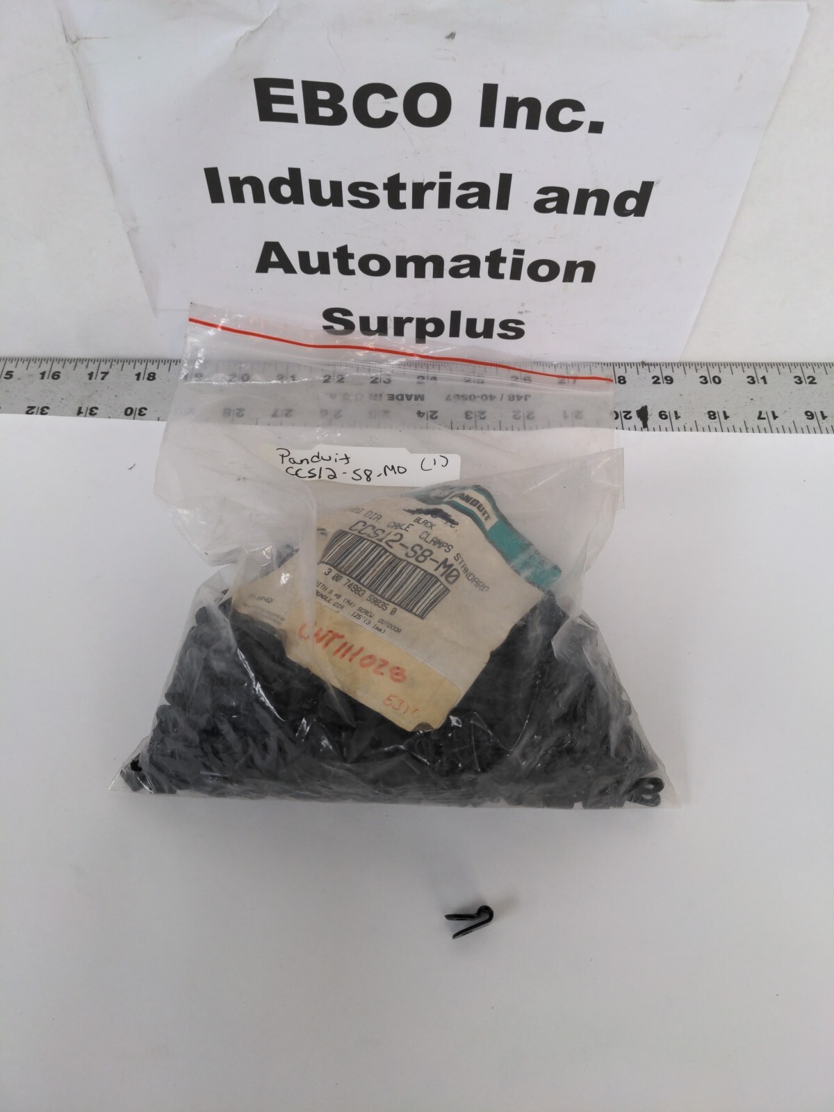 PANDUIT BLACK FIXED DIA. CABLE CLAMPS CCS12-S8-MO