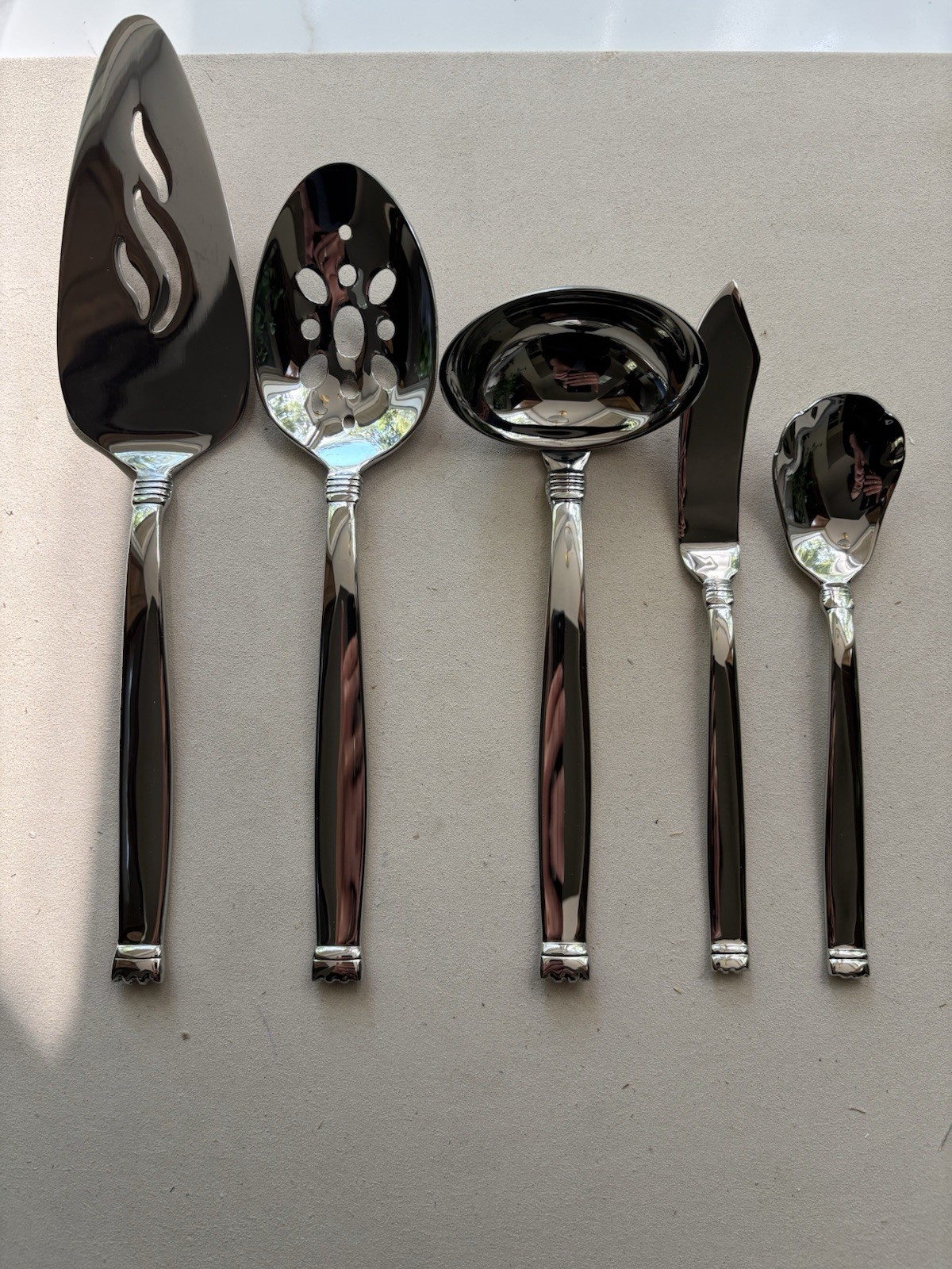 Tuttle TIARA - lot of 5 serving pieces