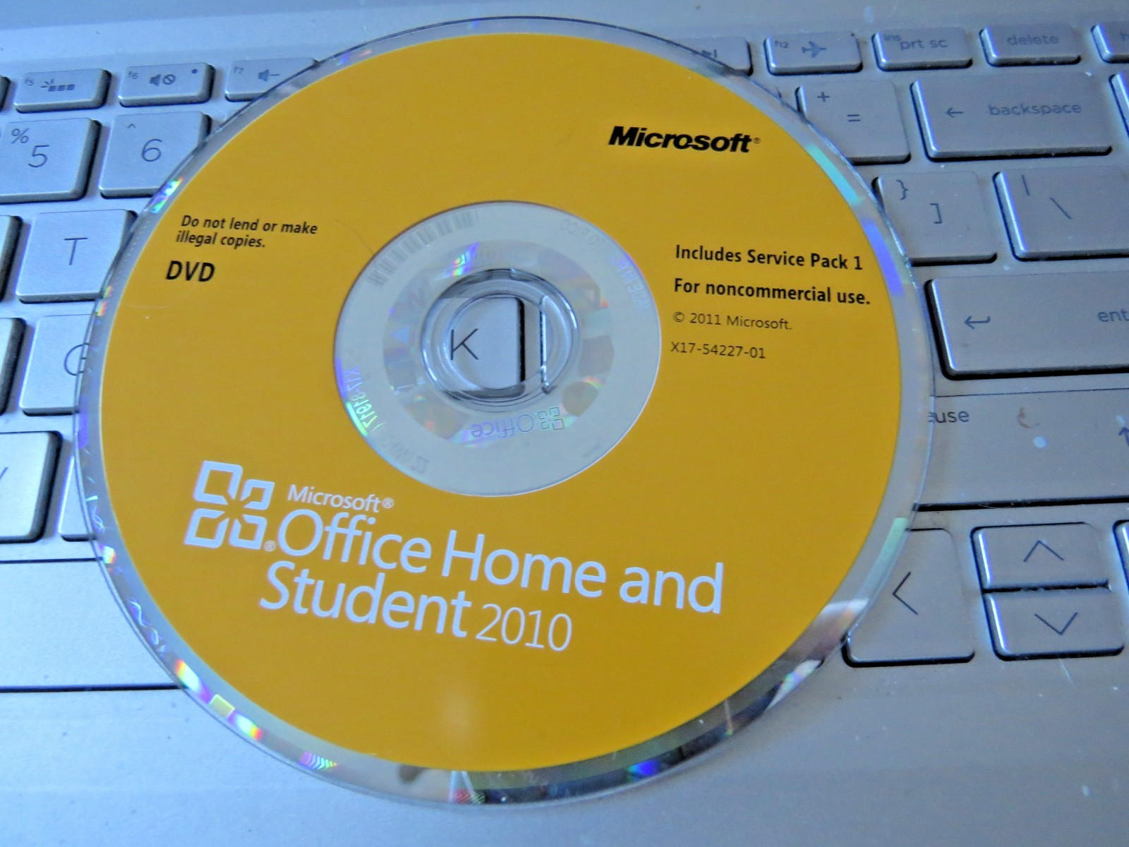 Microsoft Office And Student 2010 (DVD, 2011) Windows Family Pack CD ONLY