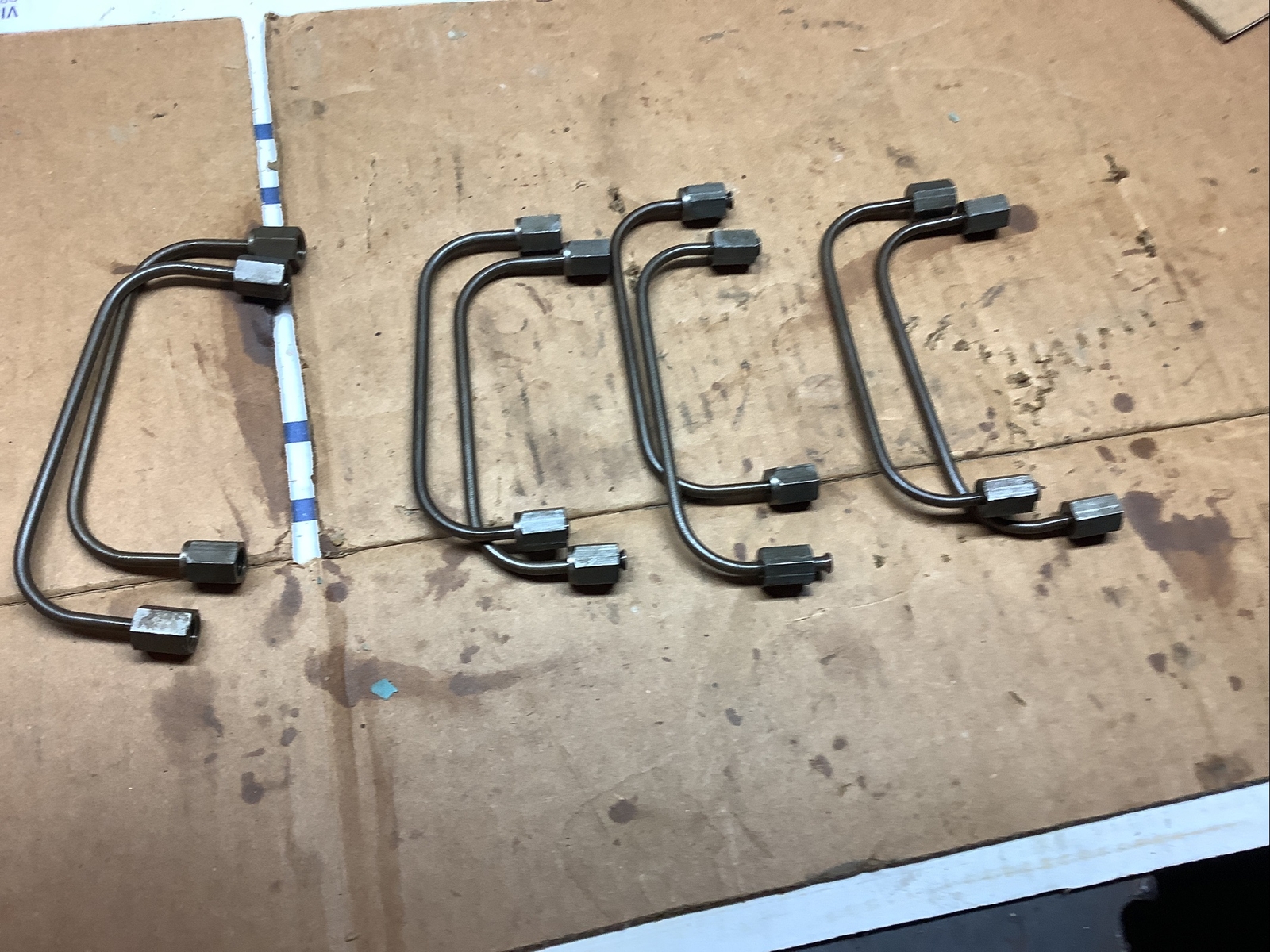 8 - Detroit Diesel 71 Series Fuel Lines