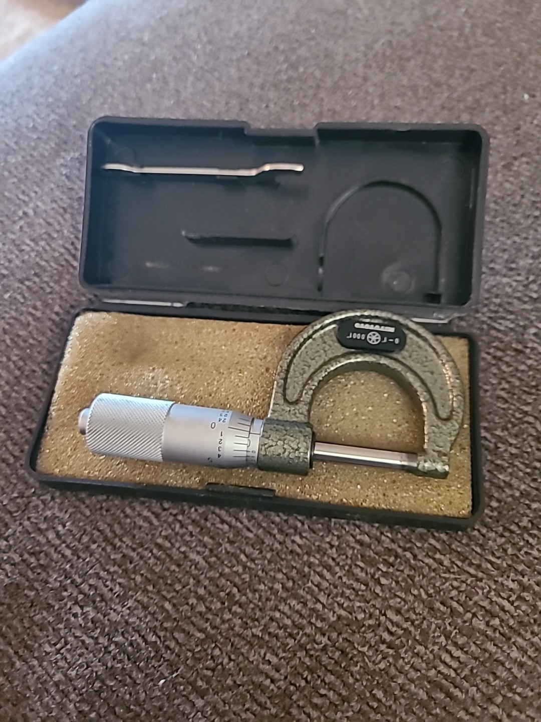 Mitutoyo Micrometer #103-113, 0001"-1" Made in Brazil. R2