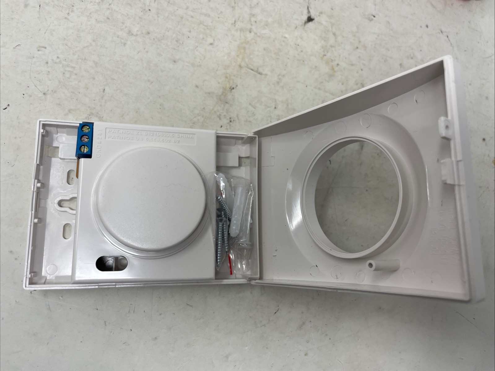 Honeywell Wave2PD Piezo-Dynamic Indoor Siren (D9)