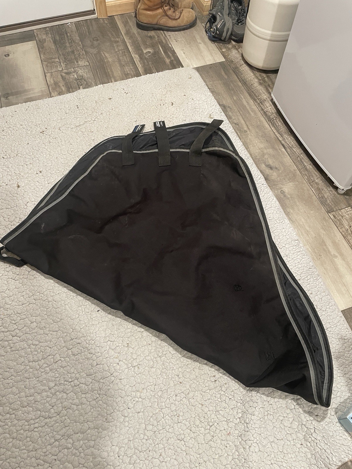Schneider Neck Black Horse XL