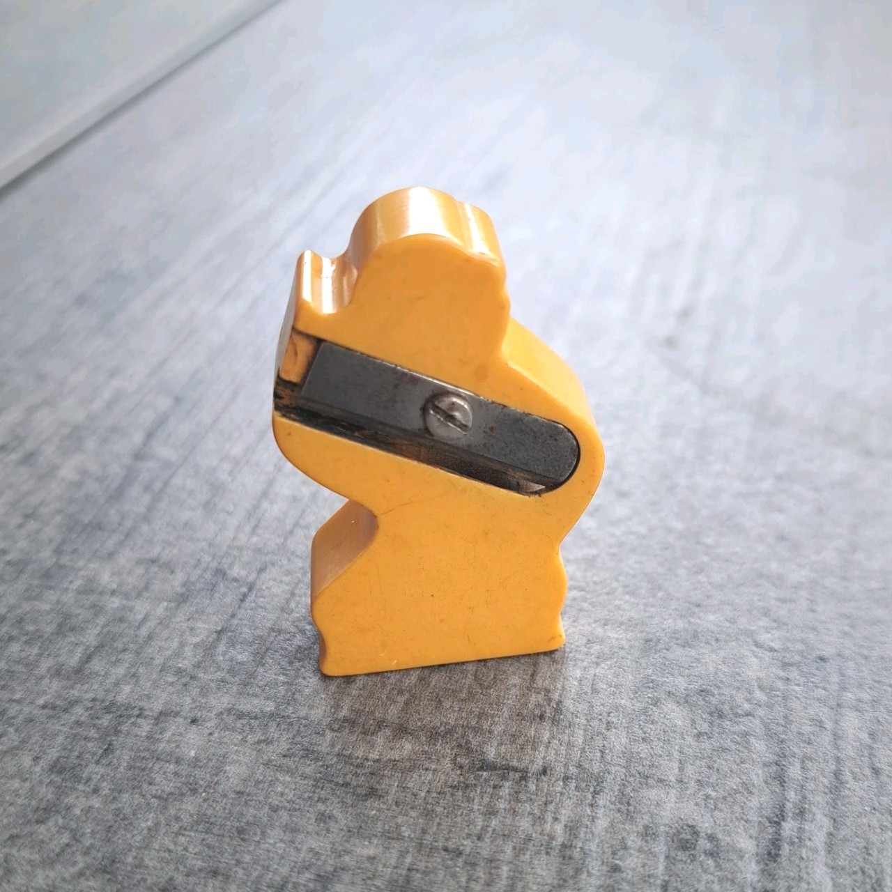 Vintage Bakelite Popeye The Sailor Man Pencil Sharpener