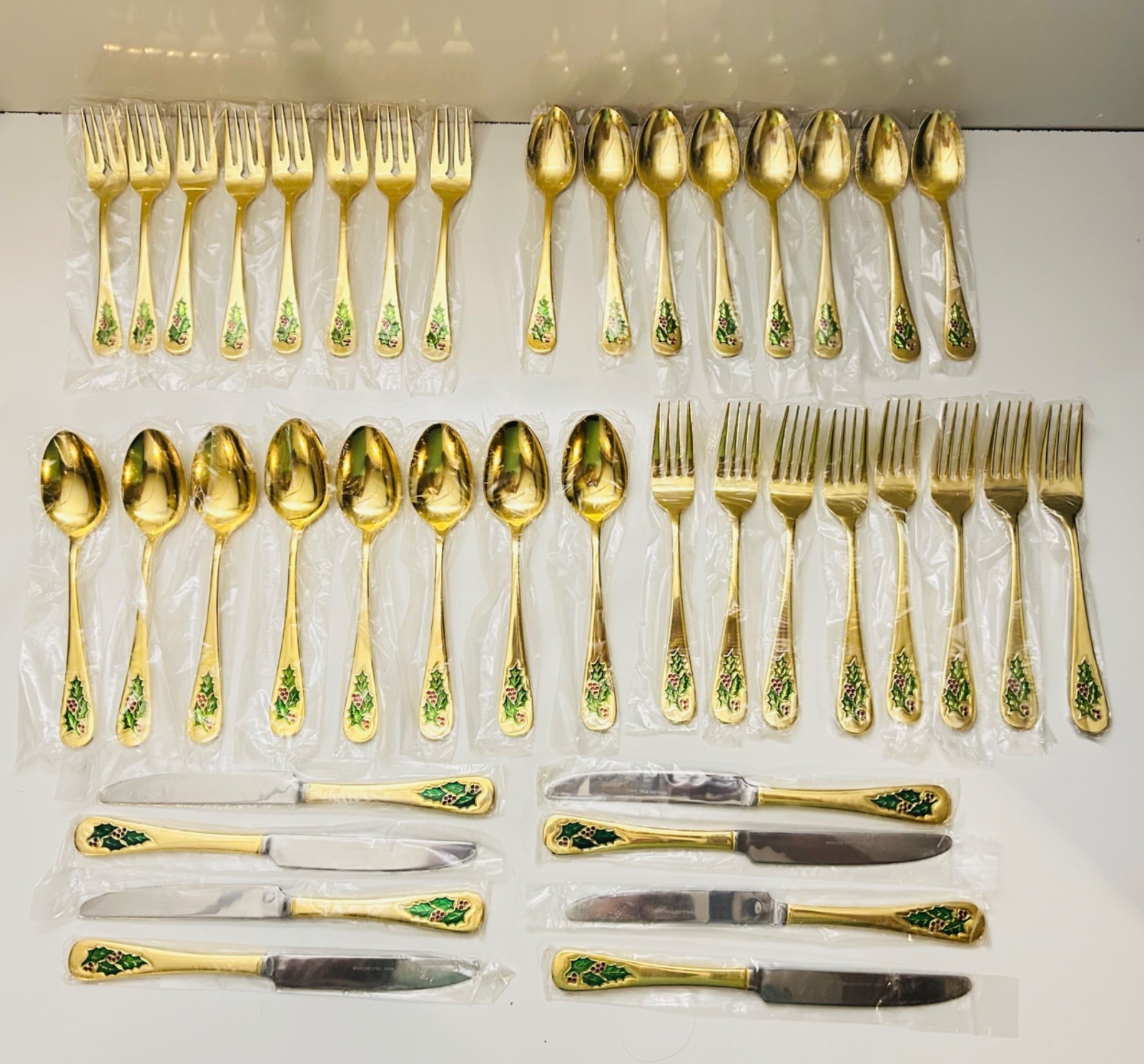 Holly Berry Gold-Plated Stainless Steel Japan Flatware 8 Set New In Sleeves NIB