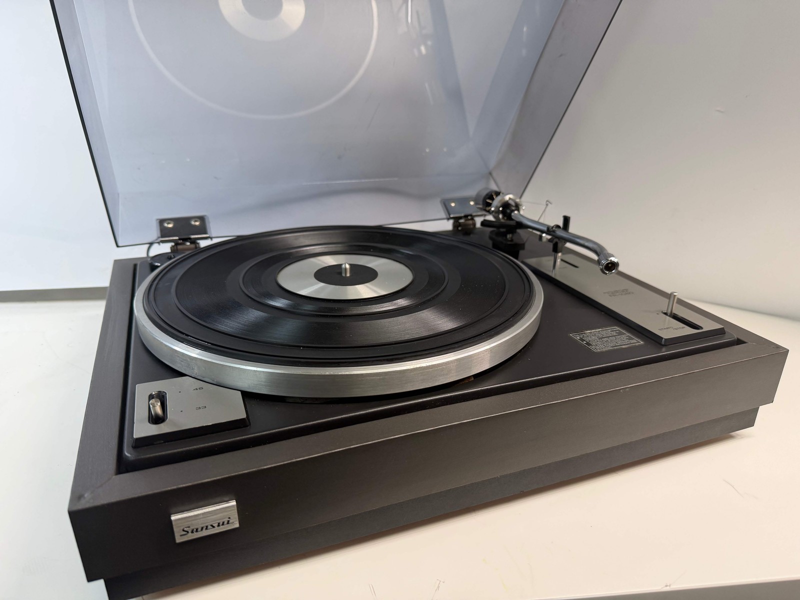 Sansui FR-1080 Belt Drive Turntable – Tested, Clean, Smooth Playback