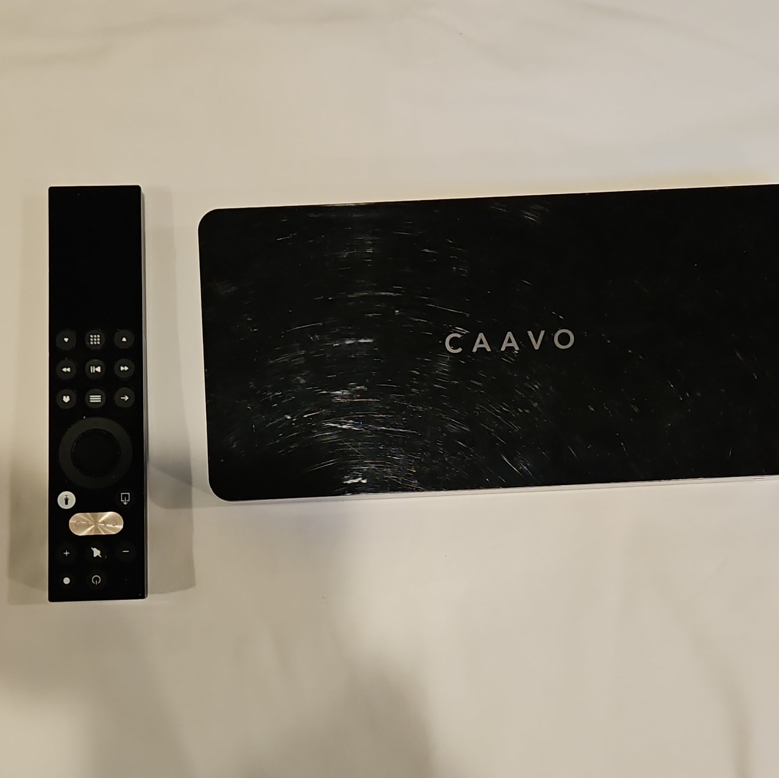 Caavo HDRX4 4K HDR Media Streamer Box, 4x HDMI Switch w/ Remote, Black