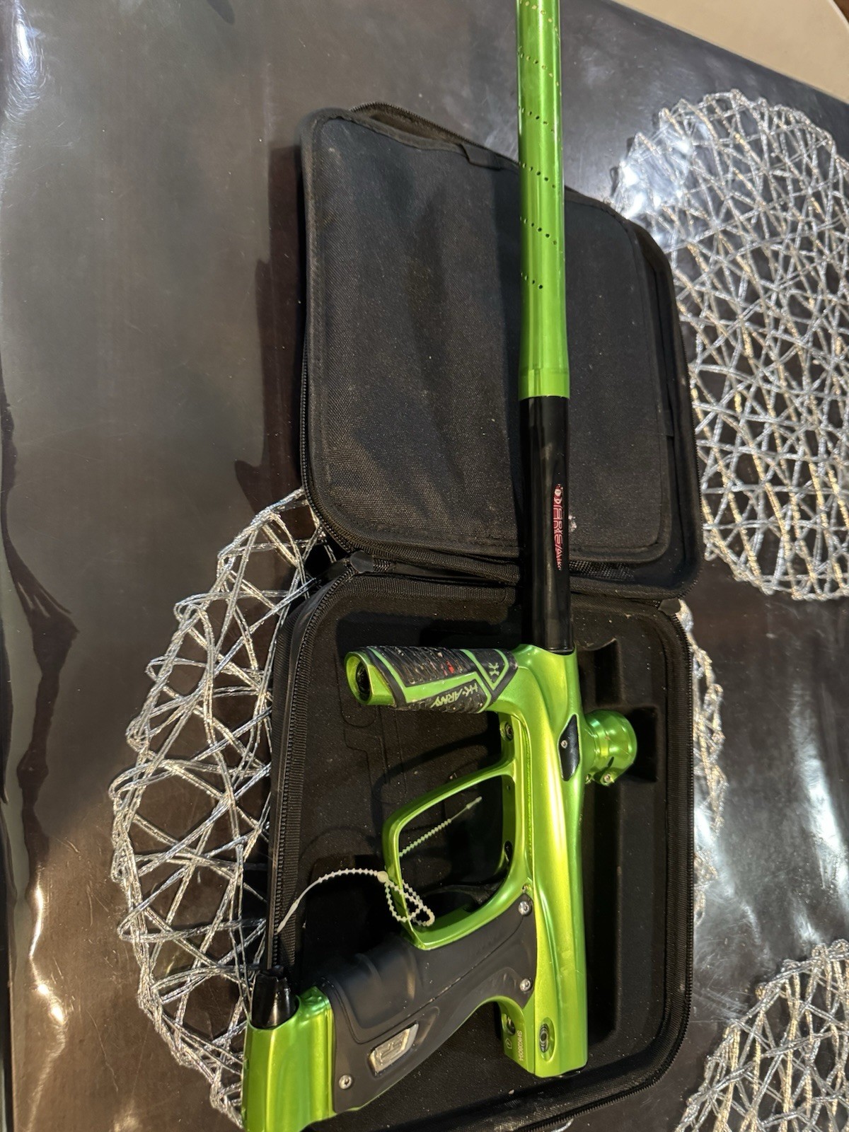 Shocker RSX Electronic Paintball Marker Green & Black with Case